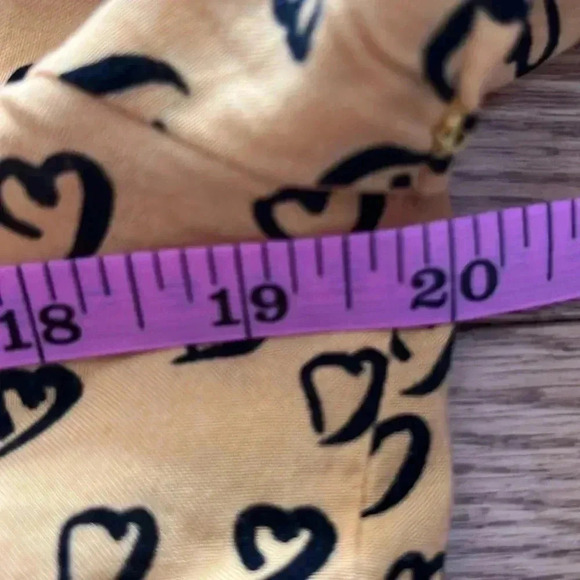 ❤️2/$30❤️[M]Velvet Heart Yellow Button Down  Rayon Heart patterns L/S Shirt - Picture 13 of 15